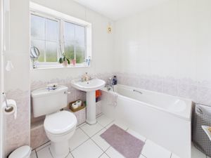 En-Suite- click for photo gallery
